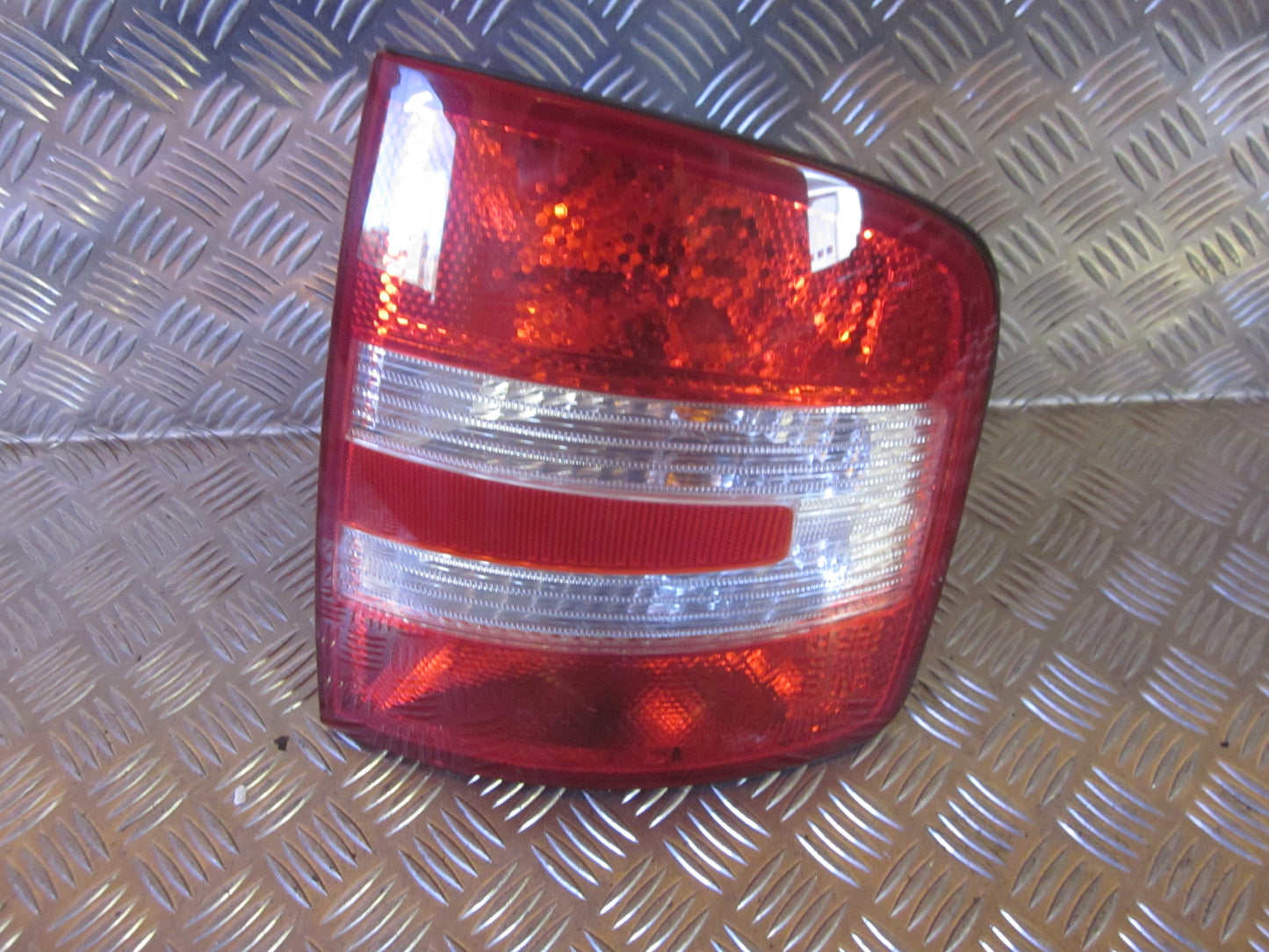 Brugt Skoda Fabia (6Y) (00-07) Baglygte med kun 274.000 Km. fra Autogenbrug / Autoophug