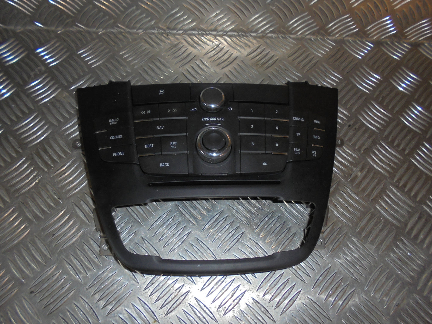 Brugt Opel Insignia A (08-17) Radio M/Cd med kun 160.000 Km. fra Autogenbrug / Autoophug