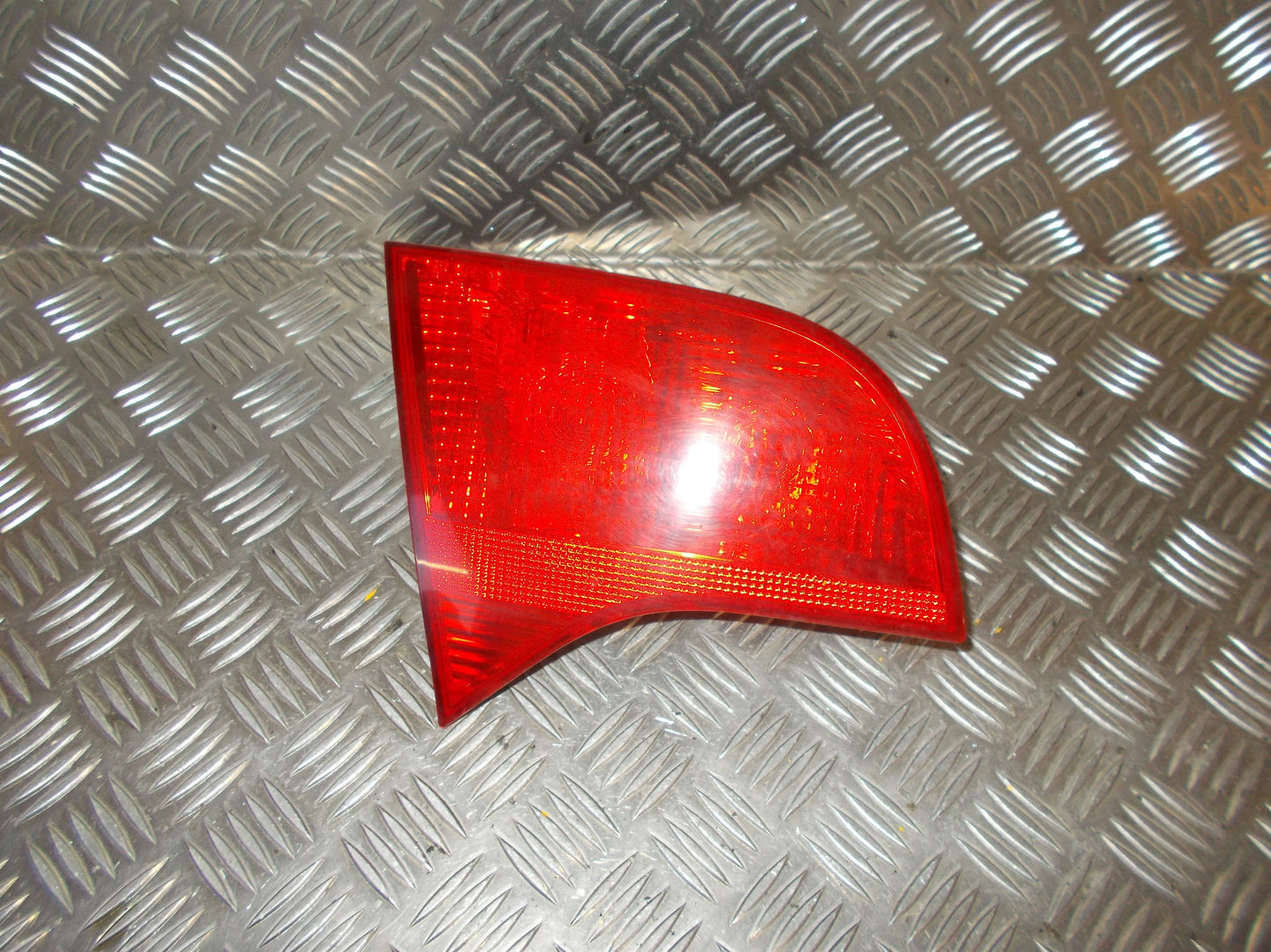 Brugt Audi A4 (8E/8H) (05-08) Baglygte med kun 222.000 Km. fra Autogenbrug / Autoophug