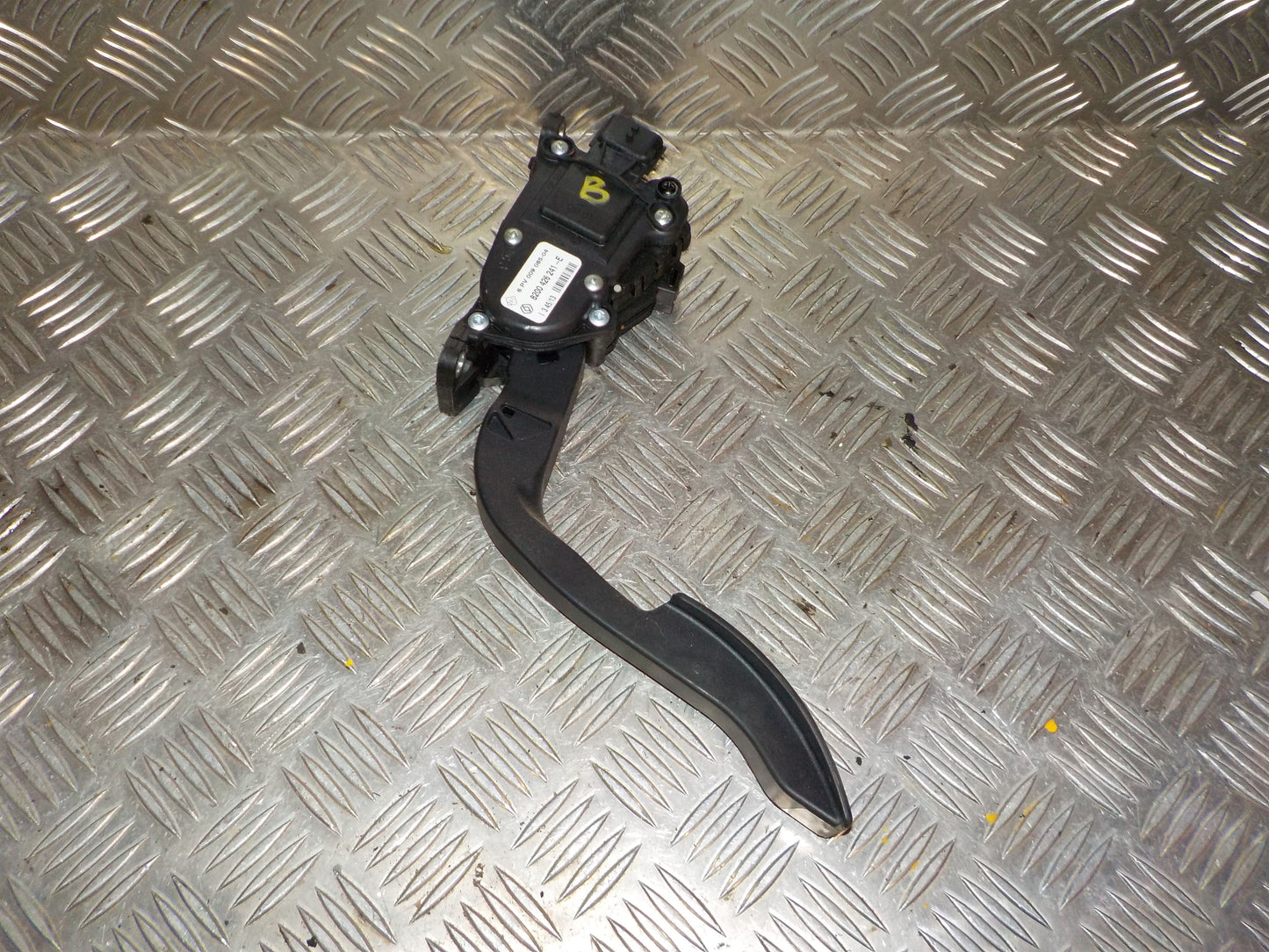 Brugt Renault Twingo 2 (07-14) Speederpedal med kun 41.000 Km. fra Autogenbrug / Autoophug