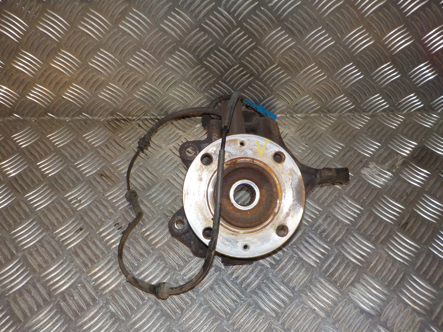 Brugt Citroen C3 Ii (10-17) Spindel For V med kun 52.000 Km. fra Autogenbrug / Autoophug