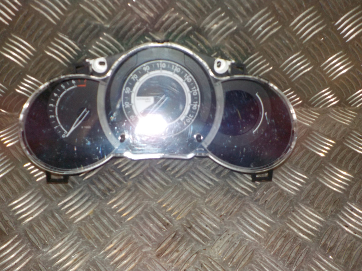 Brugt Citroen C3 Ii (10-17) Instrument M/Omdr.Tæller - Speedometer med kun 52.000 Km. fra Autogenbrug / Autoophug