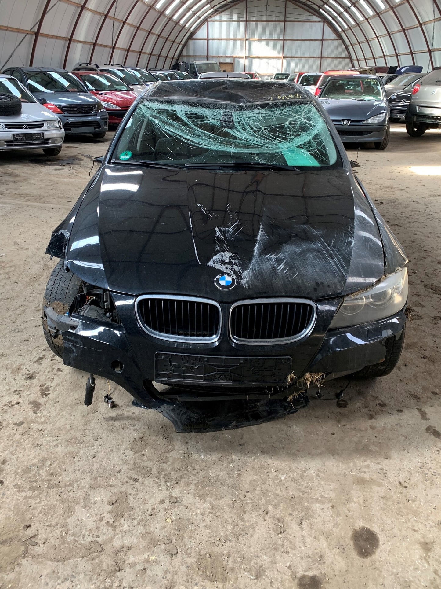 Brugt BMW 3-Serie (05-13) Pluk-Selv-Bil med kun 249.000 Km. fra Autogenbrug / Autoophug