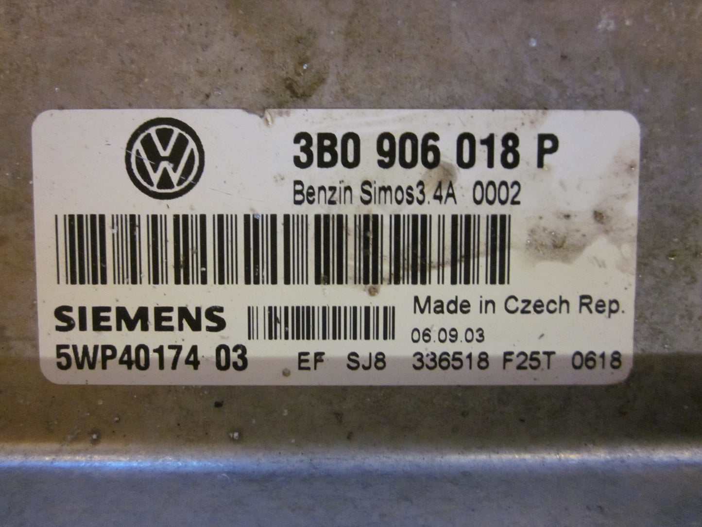 Brugt VW Passat 3B (01-04) Motorstyring - Motorstyreboks - Injection Elboks med kun 148.000 Km. fra Autogenbrug / Autoophug