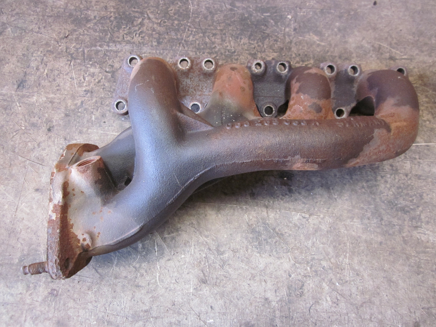 Brugt Audi A4 (8D) (95-01) Manifold Ud med kun Ukendt Km. fra Autogenbrug / Autoophug