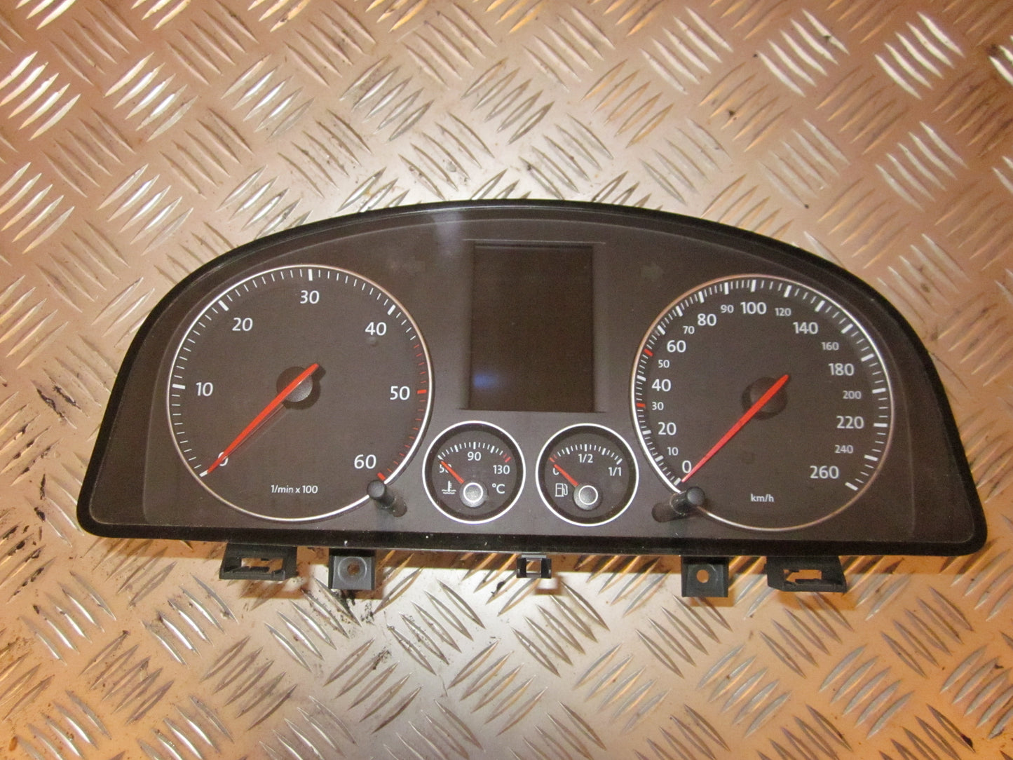 Brugt VW Touran 1T/Gp (03-10) Instrument M/Omdr.Tæller - Speedometer med kun 245.000 Km. fra Autogenbrug / Autoophug