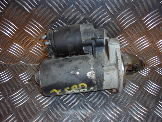 Brugt Opel Vectra A (89-95) Starter med kun 235.000 Km. fra Autogenbrug / Autoophug