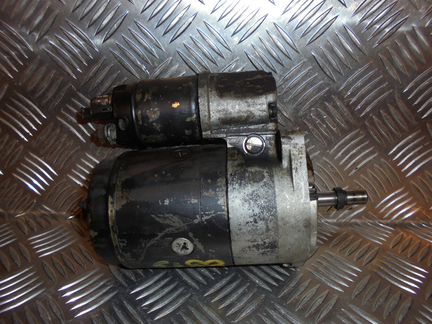 Brugt VW Polo (83-90) Starter med kun 349.000 Km. fra Autogenbrug / Autoophug