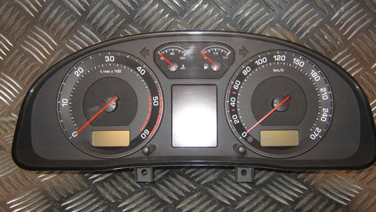 Brugt Skoda Superb (B5) (01-08) Instrument M/Omdr.Tæller - Speedometer med kun 144.000 Km. fra Autogenbrug / Autoophug