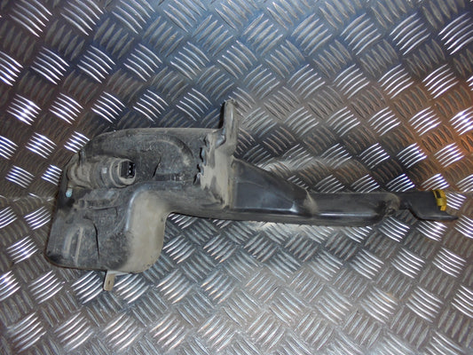 Brugt Opel Astra H (04-08) Sprinklerbeholder med kun 157.000 Km. fra Autogenbrug / Autoophug