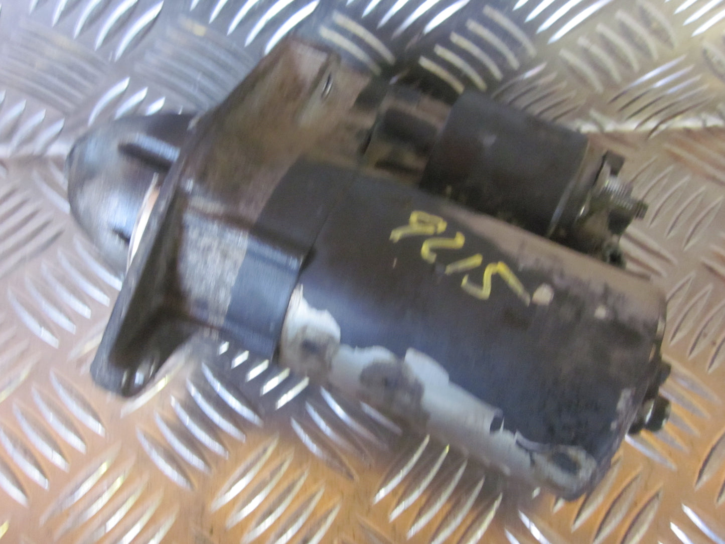 Brugt Opel Vectra B (96-99) Starter med kun 246.000 Km. fra Autogenbrug / Autoophug