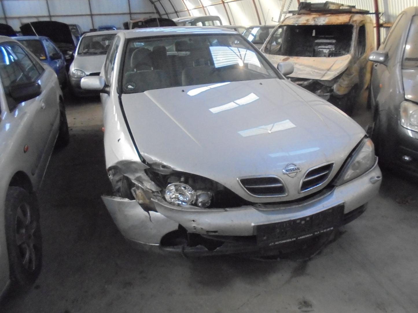 Brugt Nissan Primera P11 (00-01) Pluk-Selv-Bil med kun 197.000 Km. fra Autogenbrug / Autoophug