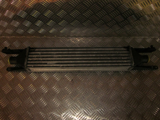 Brugt Fiat Grandepunto (06-09) Køler Intercooler med kun 241.000 Km. fra Autogenbrug / Autoophug