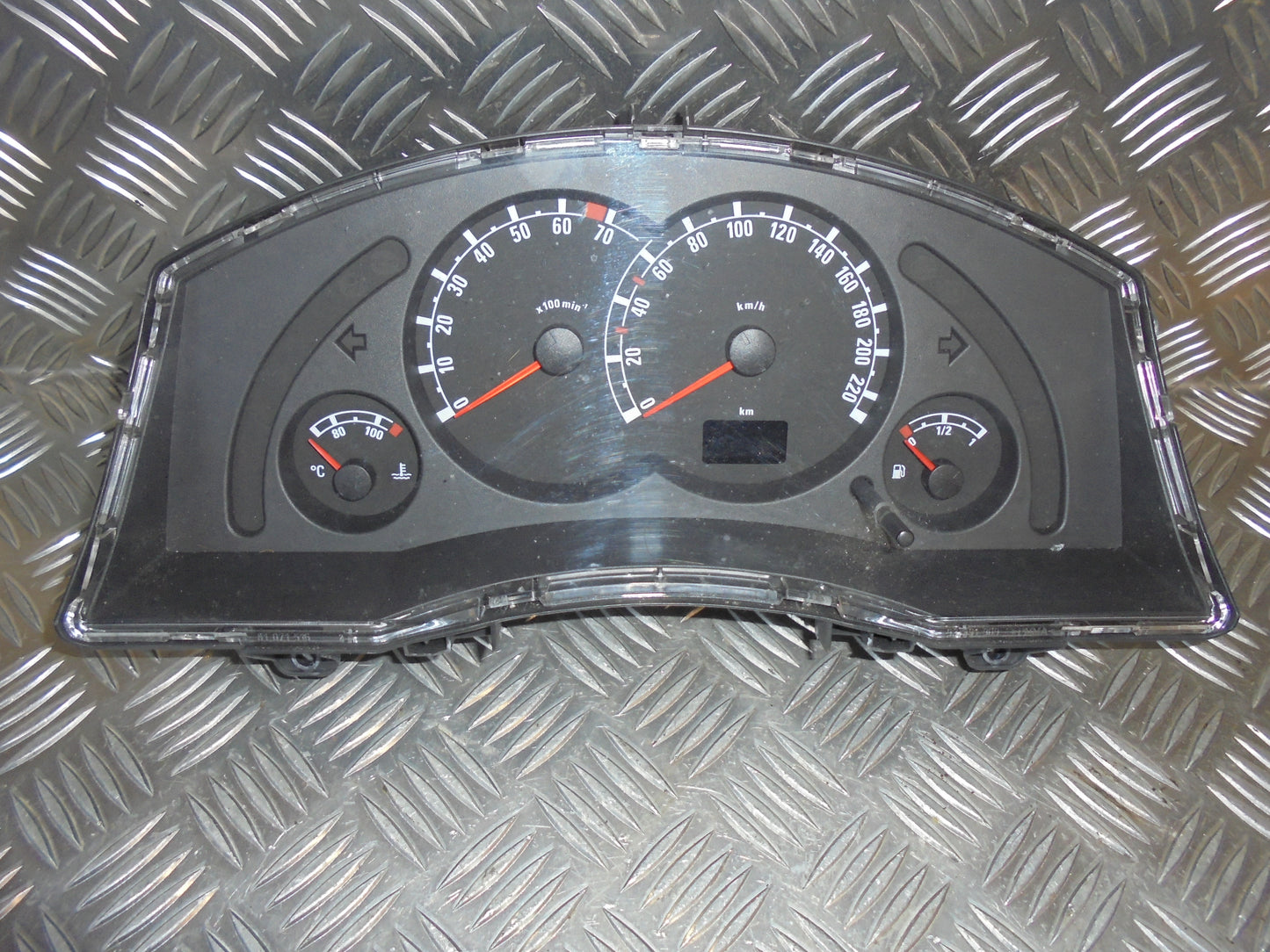 Brugt Opel Meriva A (03-09) Instrument M/Omdr.Tæller - Speedometer med kun 56.000 Km. fra Autogenbrug / Autoophug