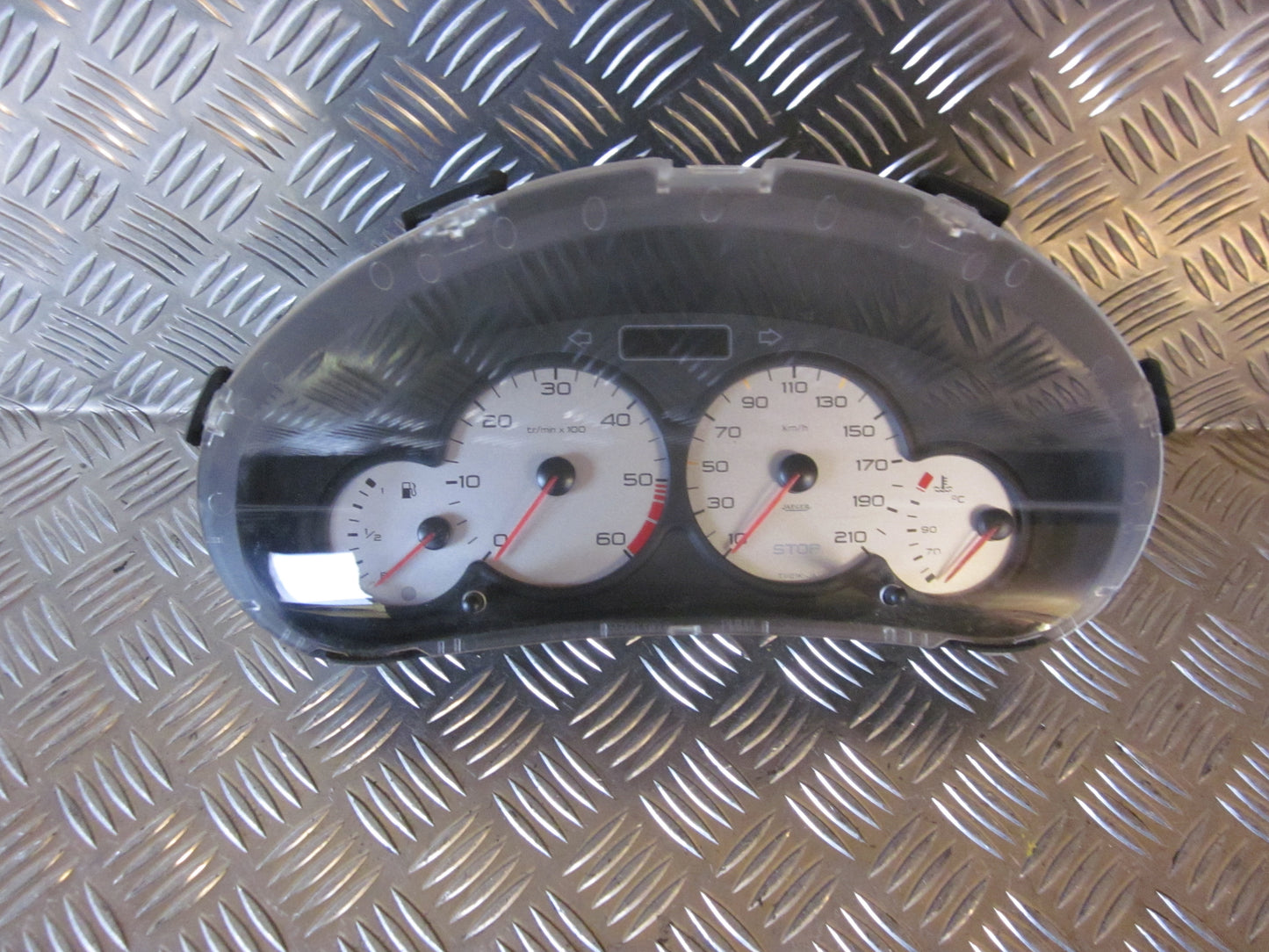 Brugt Peugeot 206 (99-10) Instrument M/Omdr.Tæller - Speedometer med kun Ukendt Km. fra Autogenbrug / Autoophug