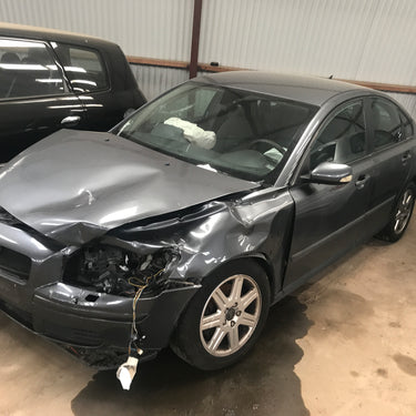 Original VOLVO S40/V50 (04-12) BIL UNDER OPHUG Til Danmarks laveste pris. | Mere end 60.000 brugte reservedele på lager | 24 timers levering | 24/7 Support via Livechat