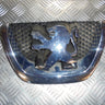 Original PEUGEOT 206 (09-12) EMBLEMER Til Danmarks laveste pris. | Mere end 60.000 brugte reservedele på lager | 24 timers levering | 24/7 Support via Livechat