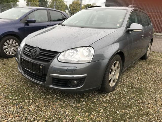 Brugt VW Golf 5 1K (2004-2008) Pluk-Selv-Bil med kun 292.000 Km. fra Autogenbrug / Autoophug