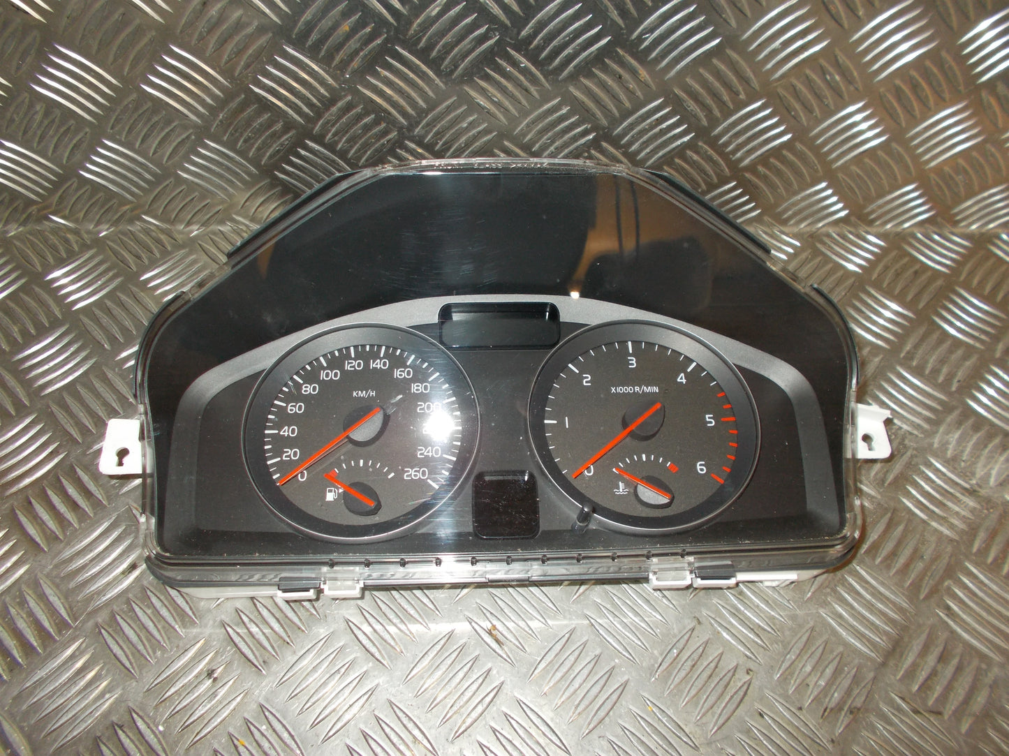 Brugt Volvo S40/V50 (04-12) Instrument M/Omdr.Tæller - Speedometer med kun 220.000 Km. fra Autogenbrug / Autoophug