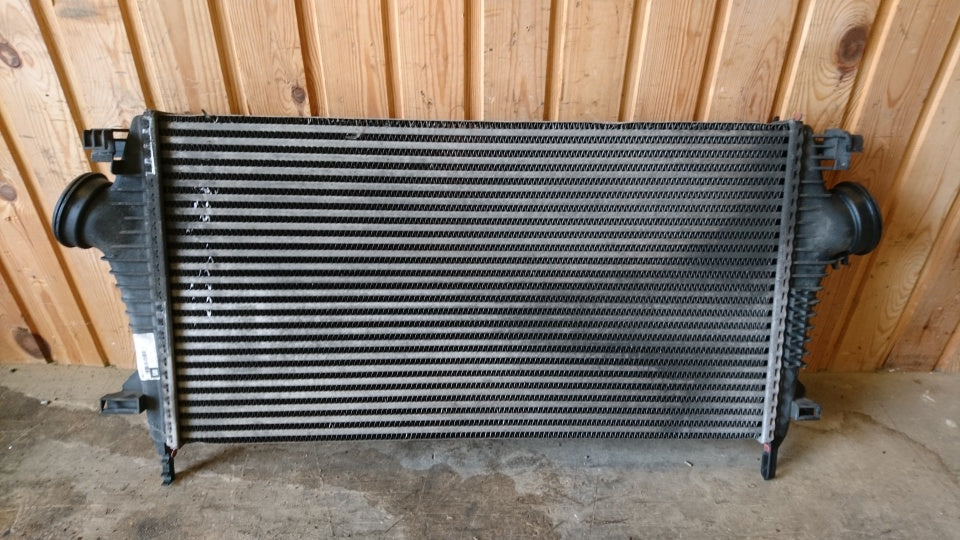 Brugt Opel Insignia A (08-17) Køler Intercooler med kun 140.000 Km. fra Autogenbrug / Autoophug