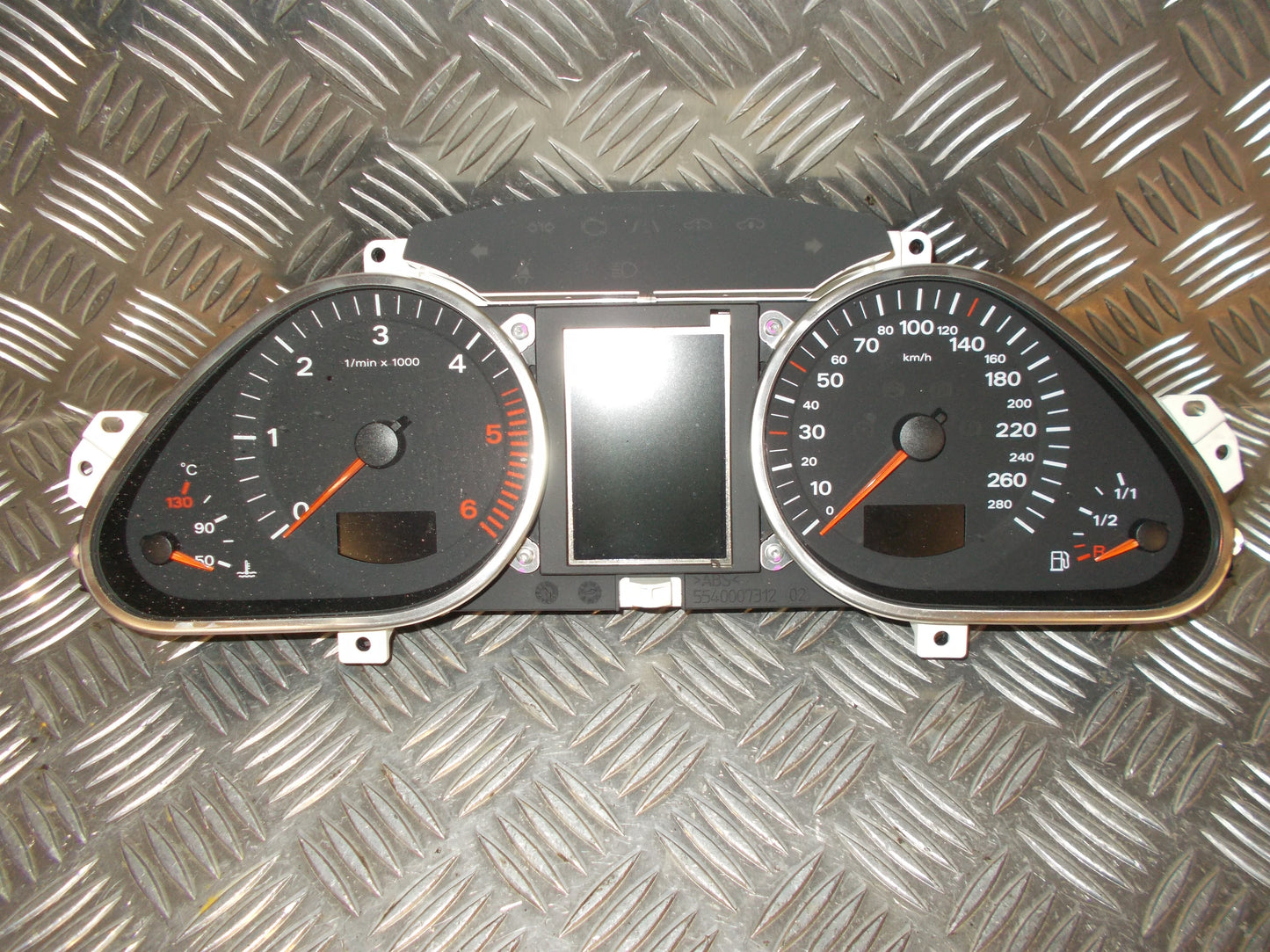 Brugt Audi A6 (4F) (05-11) Instrument M/Omdr.Tæller - Speedometer med kun 193.000 Km. fra Autogenbrug / Autoophug