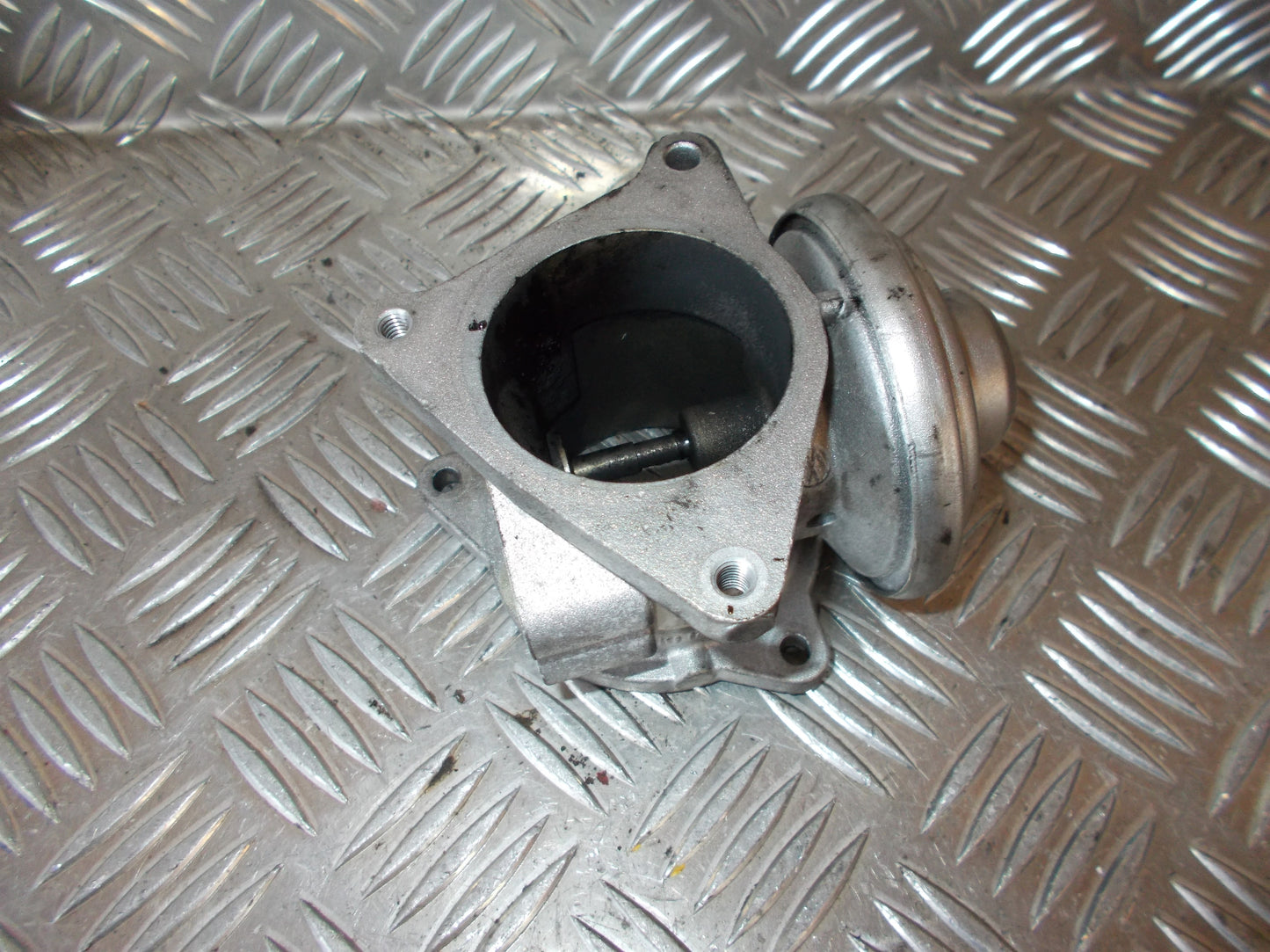 Brugt Seat Altea (04-15) Egr Ventil med kun 380.000 Km. fra Autogenbrug / Autoophug