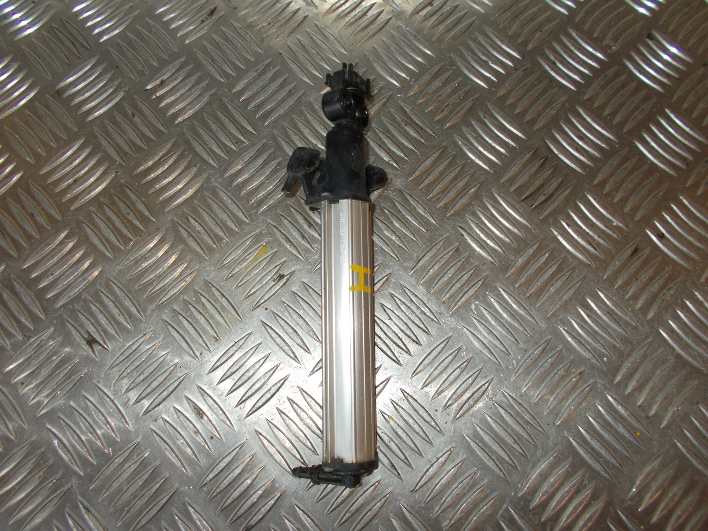 Brugt Volvo S60/V60-Serie (10-18) Sprinklerdyse med kun 245.000 Km. fra Autogenbrug / Autoophug