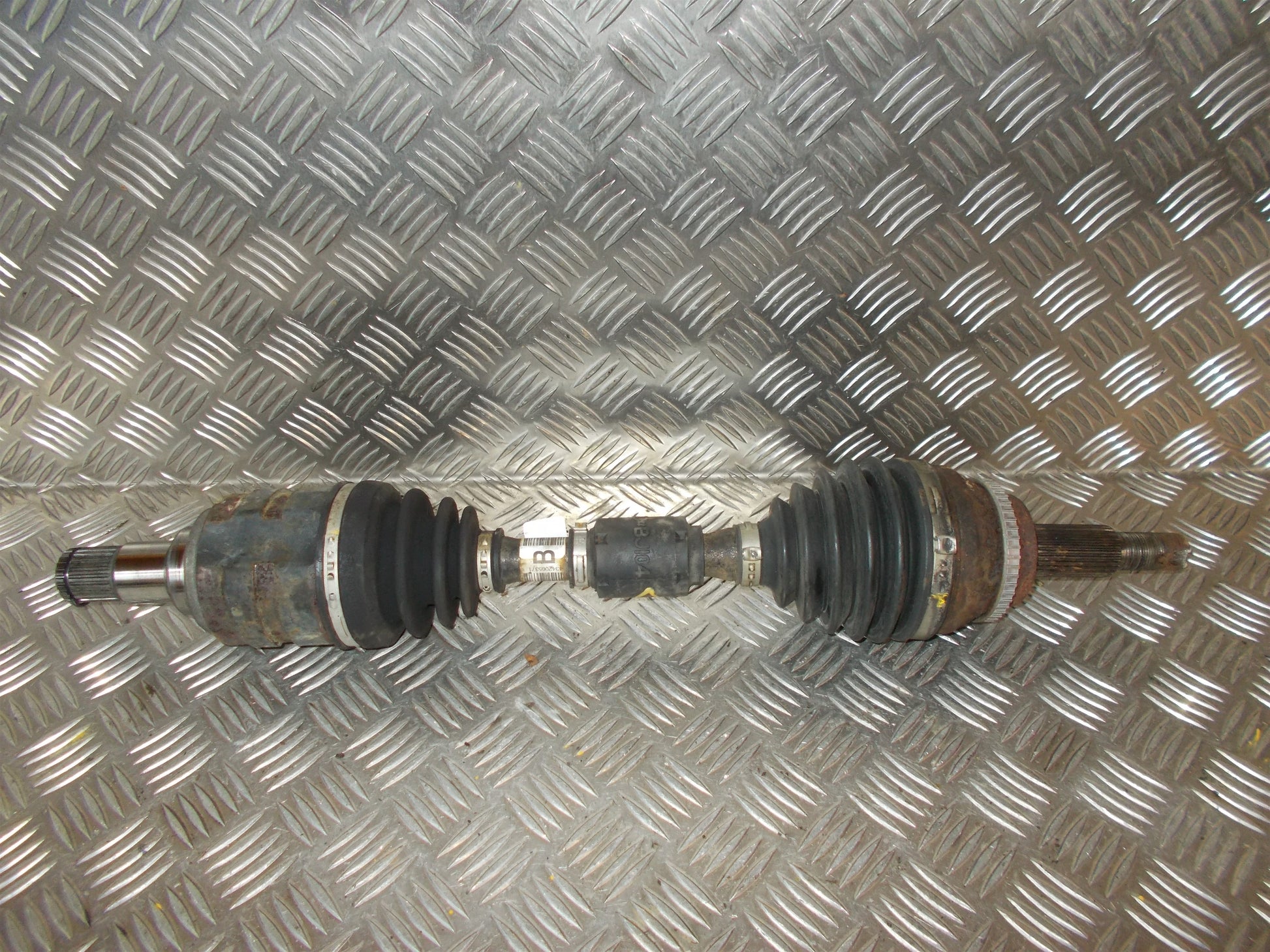 Brugt Toyota Corolla Verso (05-09) Trækaksel For V med kun 269.000 Km. fra Autogenbrug / Autoophug