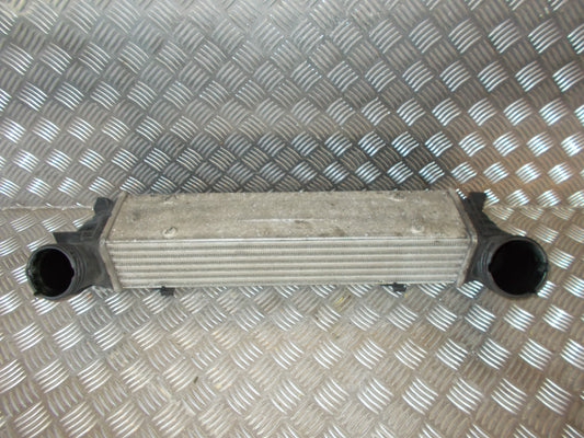 Brugt BMW 3-Serie (05-13) Køler Intercooler med kun 334.000 Km. fra Autogenbrug / Autoophug