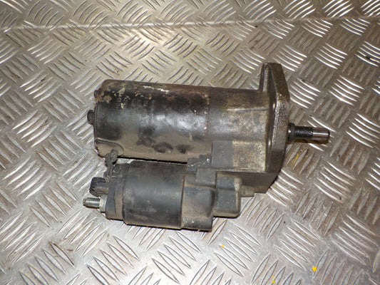 Brugt VW Polo Facel. 6N (00-02) Starter med kun 316.000 Km. fra Autogenbrug / Autoophug