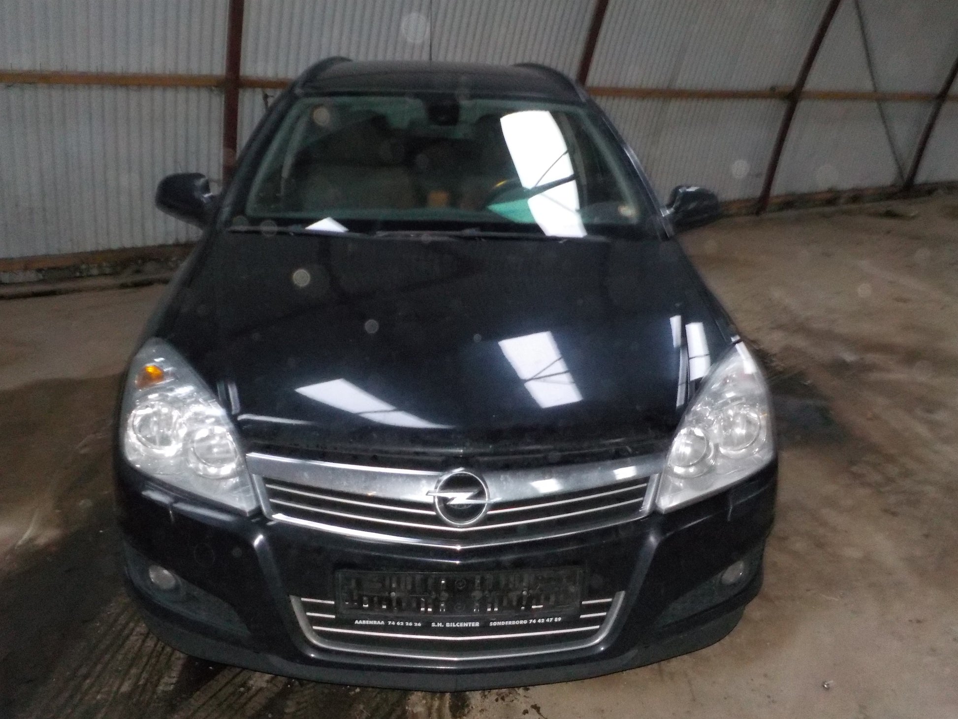 Brugt Opel Astra H (04-08) Pluk-Selv-Bil med kun 304.000 Km. fra Autogenbrug / Autoophug