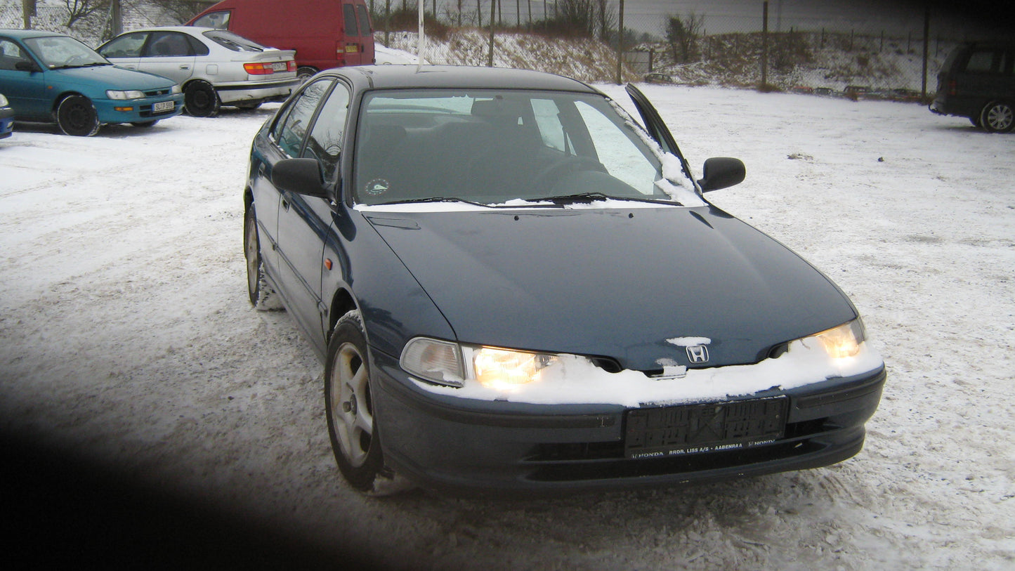 Brugt Honda Accord 4/D-5/D Ce (96-98) Pluk-Selv-Bil med kun Ukendt Km. fra Autogenbrug / Autoophug