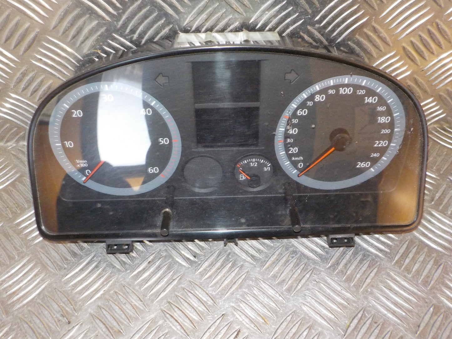 Brugt VW Caddy 2K (04-20) Instrument M/Omdr.Tæller - Speedometer med kun 260.000 Km. fra Autogenbrug / Autoophug