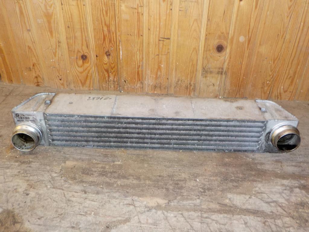 Brugt BMW 5-Serie (04-10) Køler Intercooler med kun 154.000 Km. fra Autogenbrug / Autoophug