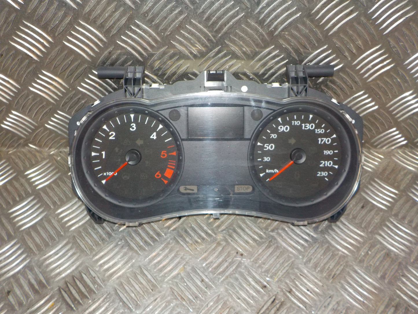 Brugt Renault Clio 3 (06-12) Instrument M/Omdr.Tæller - Speedometer med kun 227.000 Km. fra Autogenbrug / Autoophug