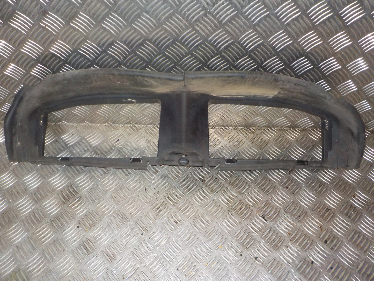 Brugt BMW 3-Serie (05-13) Luftindtag For med kun 249.000 Km. fra Autogenbrug / Autoophug