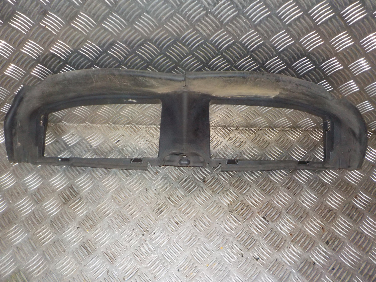 Brugt BMW 3-Serie (05-13) Luftindtag For med kun 249.000 Km. fra Autogenbrug / Autoophug