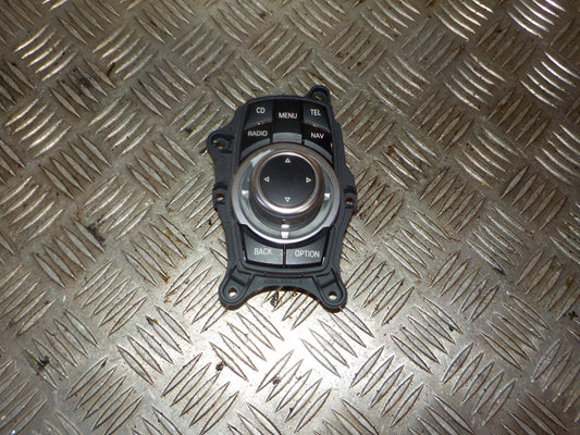 Brugt BMW 3-Serie (05-13) Radio Div. Tilbehør med kun 249.000 Km. fra Autogenbrug / Autoophug