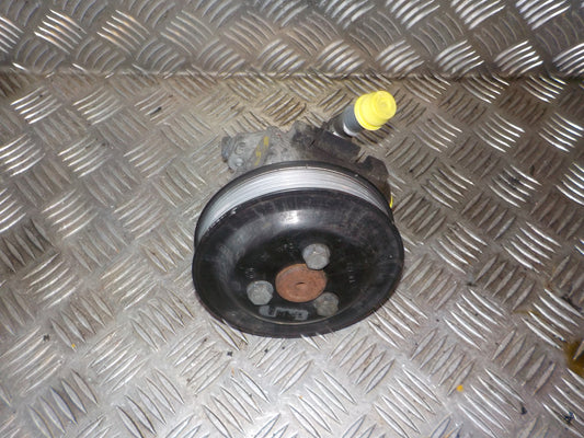 Brugt BMW 3-Serie (05-13) Servopumpe med kun 249.000 Km. fra Autogenbrug / Autoophug