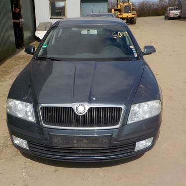 Original SKODA OCTAVIA (1Z) (04-13) BIL UNDER OPHUG Til Danmarks laveste pris. | Mere end 60.000 brugte reservedele på lager | 24 timers levering | 24/7 Support via Livechat