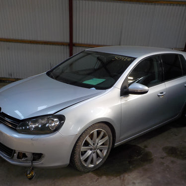 Original VW GOLF 6 1K (09-13) BIL UNDER OPHUG Til Danmarks laveste pris. | Mere end 60.000 brugte reservedele på lager | 24 timers levering | 24/7 Support via Livechat