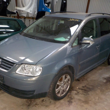 Original VW TOURAN 1T/GP (03-10) BIL UNDER OPHUG Til Danmarks laveste pris. | Mere end 60.000 brugte reservedele på lager | 24 timers levering | 24/7 Support via Livechat