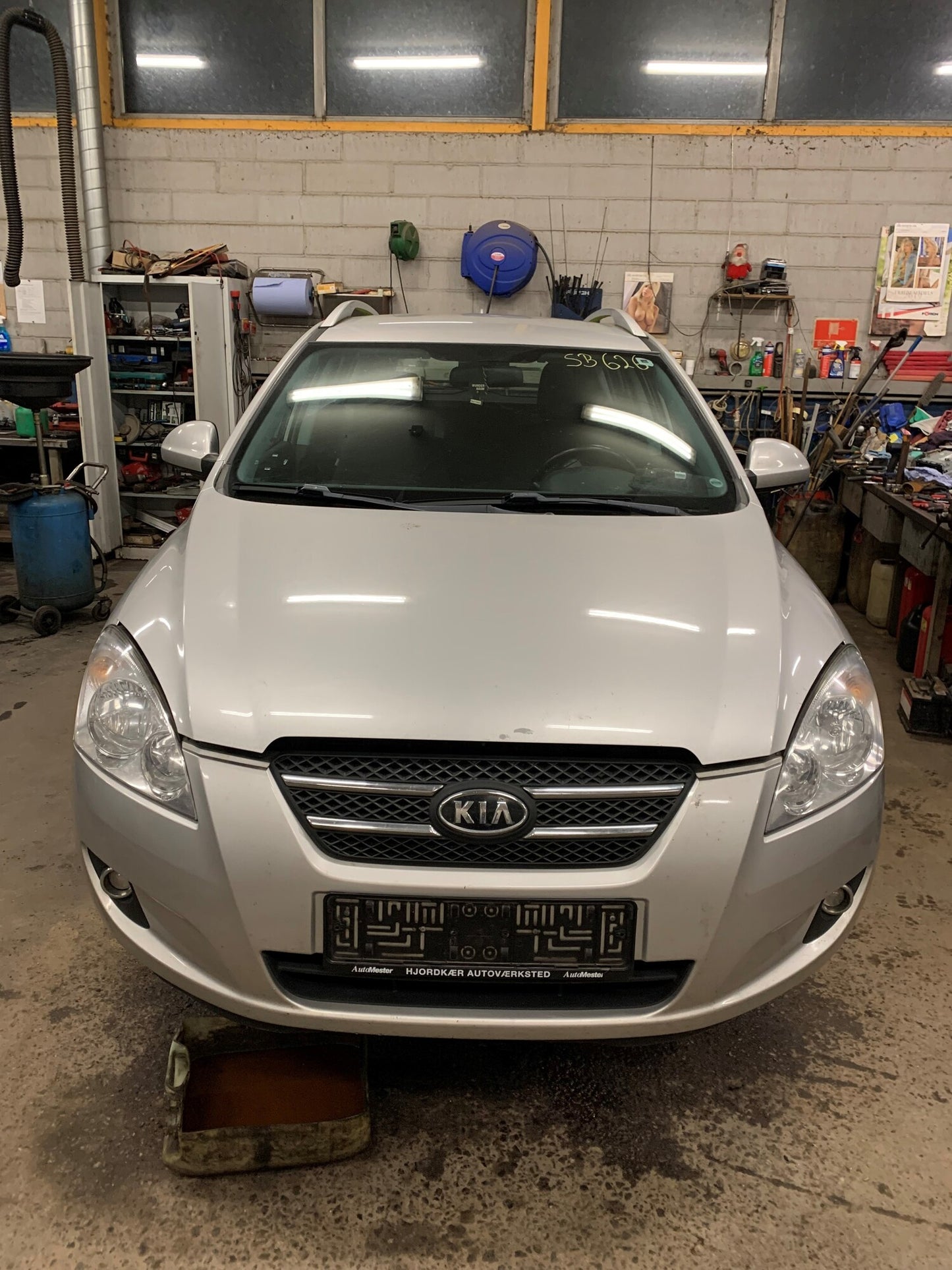 Brugt KIA Ceed (06-12) Pluk-Selv-Bil med kun 326.000 Km. fra Autogenbrug / Autoophug