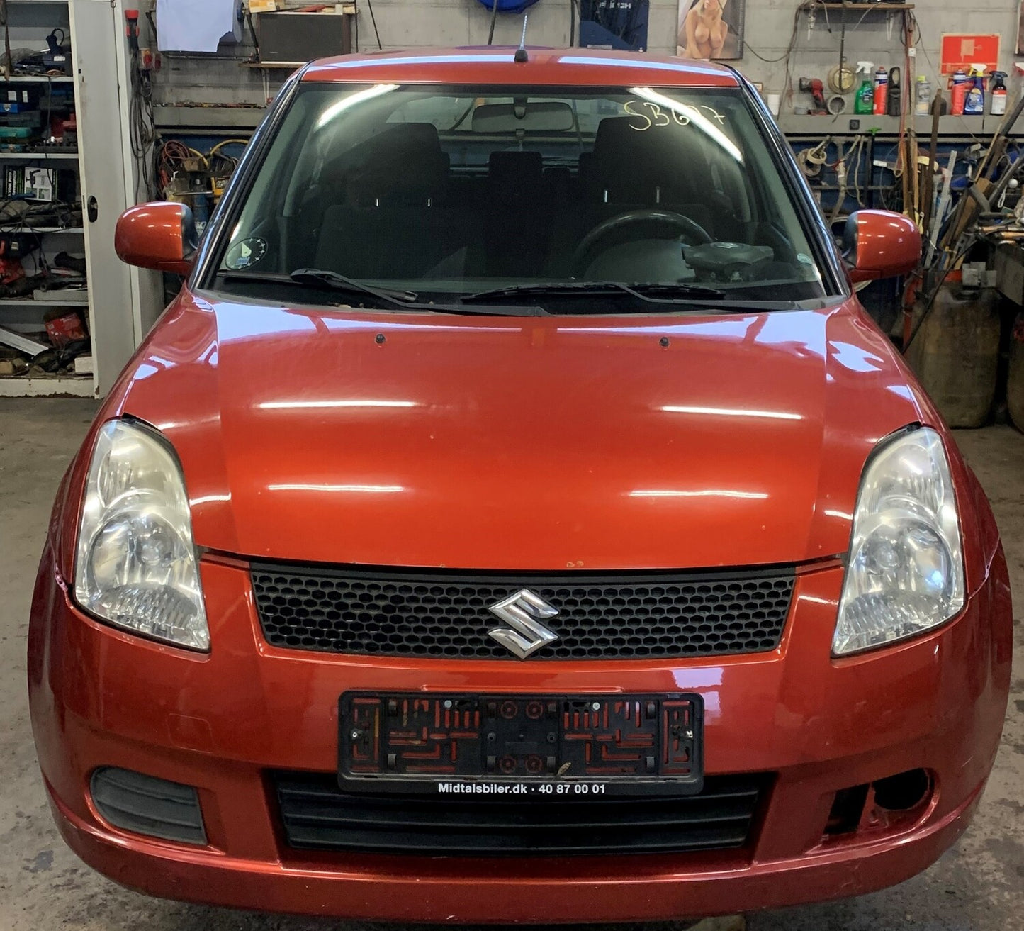 Brugt Suzuki Swift (05-10) Pluk-Selv-Bil med kun 298.000 Km. fra Autogenbrug / Autoophug