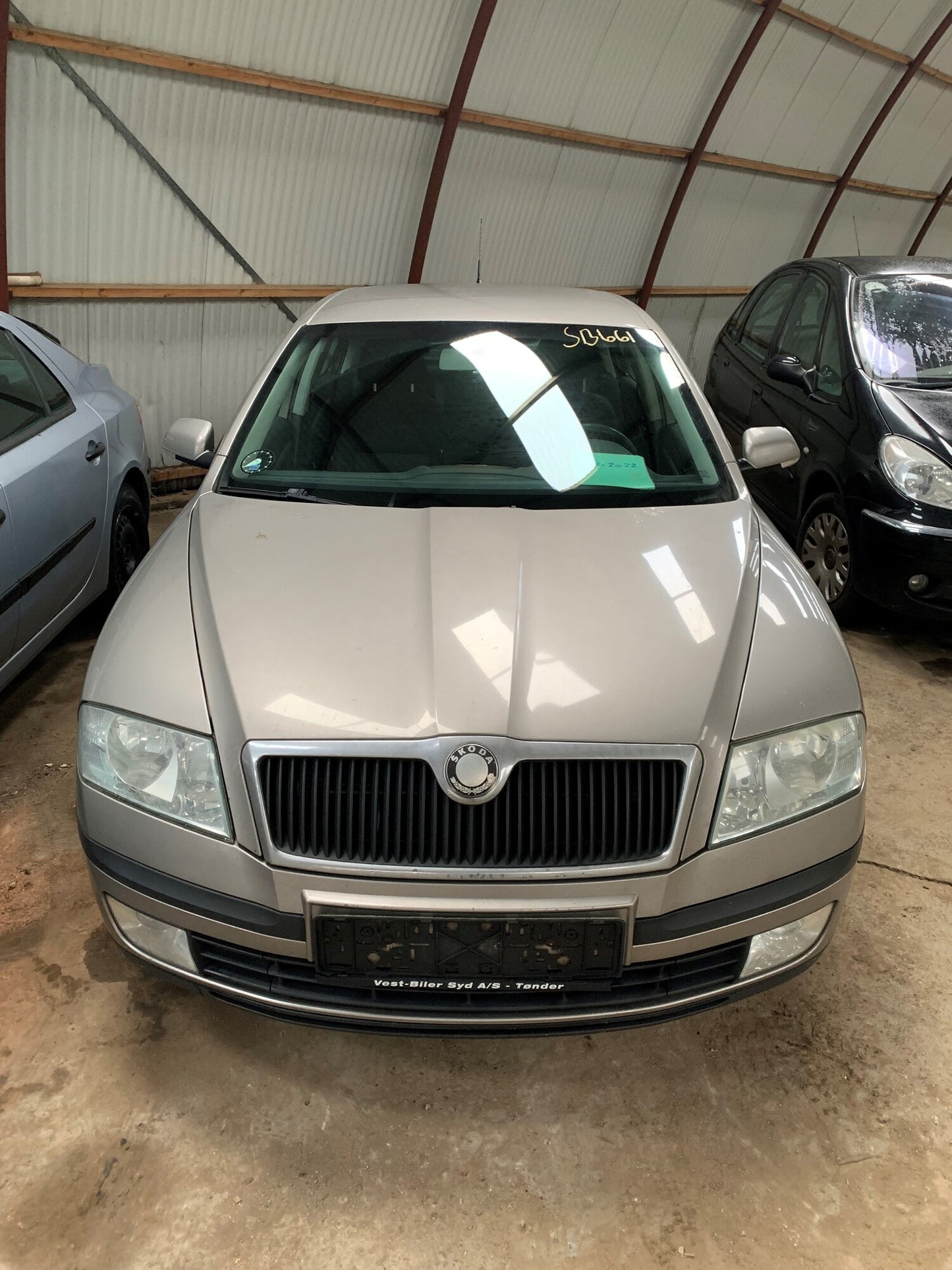 Brugt Skoda Octavia (1Z) (04-13) Pluk-Selv-Bil med kun 330.000 Km. fra Autogenbrug / Autoophug