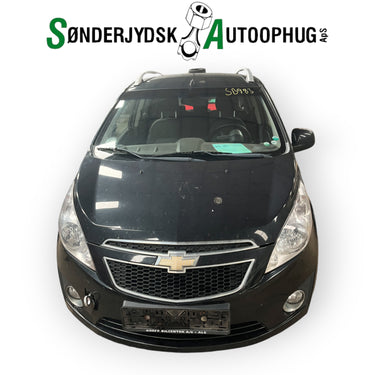 Original CHEVROLET SPARK (10-->) BIL UNDER OPHUG Til Danmarks laveste pris. | Mere end 60.000 brugte reservedele på lager | 24 timers levering | 24/7 Support via Livechat