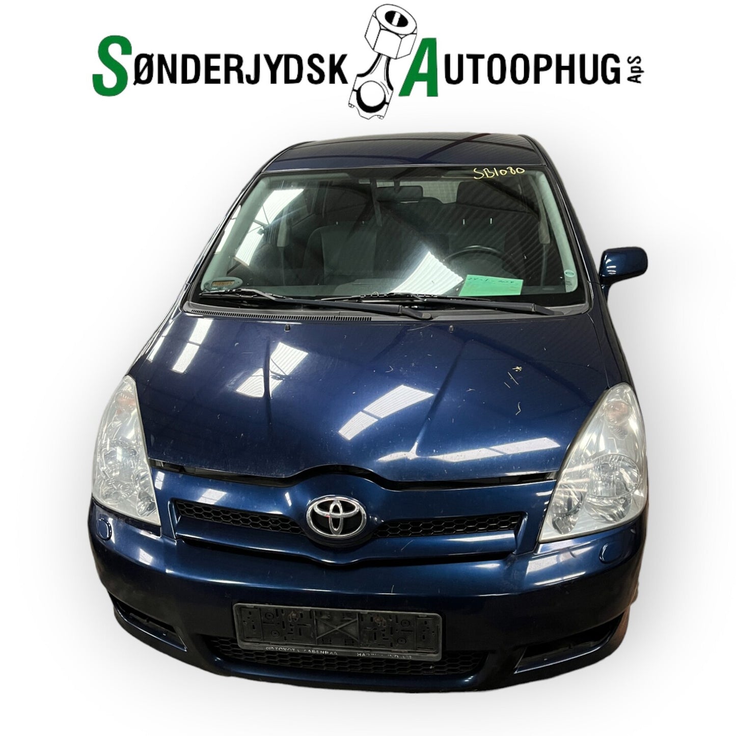 Brugt Toyota Corolla Verso (05-09) Fronthjelm med kun 343.000 Km. fra Autogenbrug / Autoophug