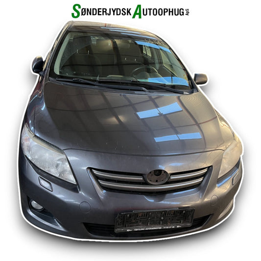 Brugt Toyota Corolla Sedan E15 (08-14) Pluk-Selv-Bil med kun 596.000 Km. fra Autogenbrug / Autoophug