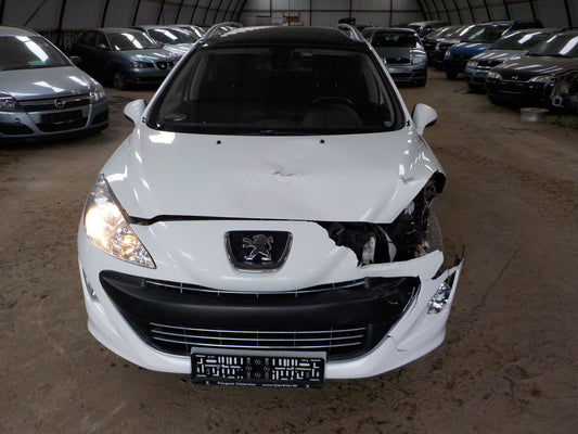 Brugt Peugeot 308 (08-13) Pluk-Selv-Bil med kun 217.000 Km. fra Autogenbrug / Autoophug