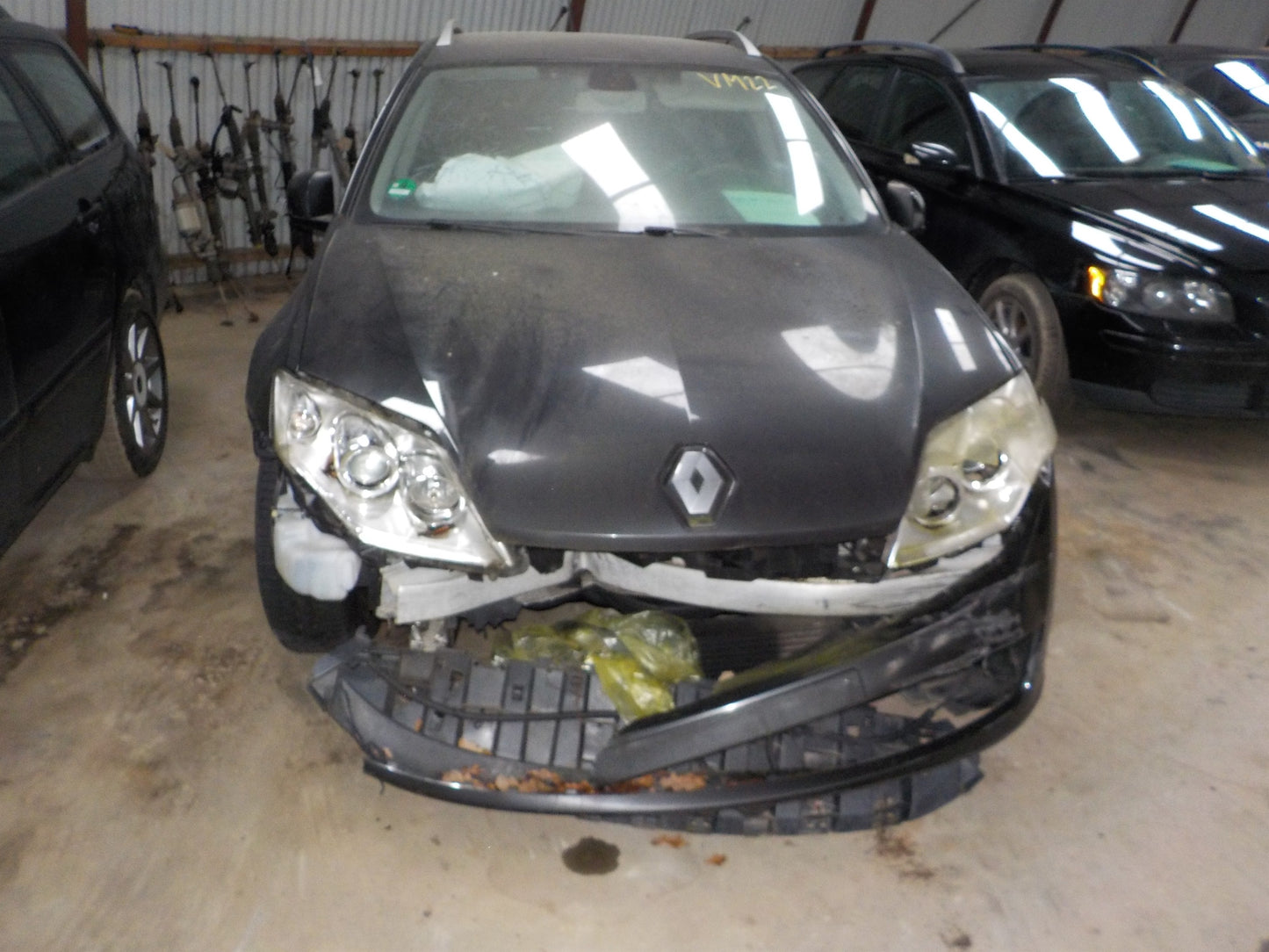 Brugt Renault Laguna (08-->) Pluk-Selv-Bil med kun 141.000 Km. fra Autogenbrug / Autoophug